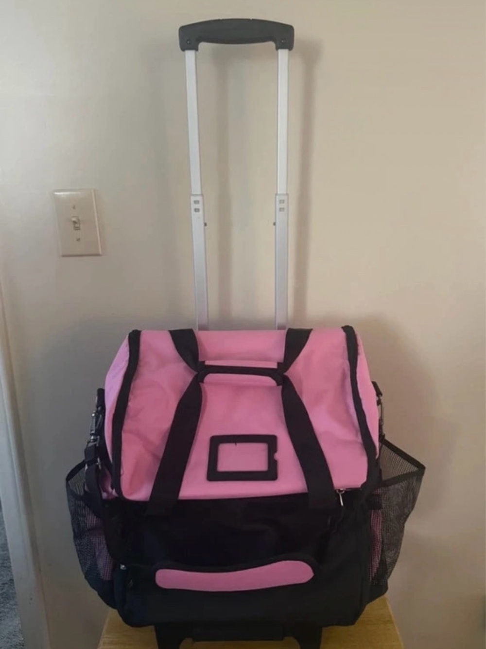 Amazon Essentials Pink and Black Rolling Garment Tote
